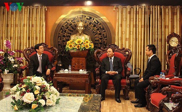 Phó Thủ tướng Nguyễn Xuân Phúc thăm và chúc Tết Đài Tiếng Nói Việt Nam - ảnh 2